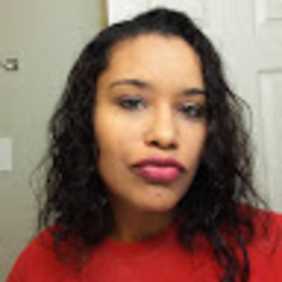 Meet your Posher, Seattlenoona - Picture 1 of 7